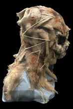 Load image into Gallery viewer, Bonemaw Scarecrow Mask